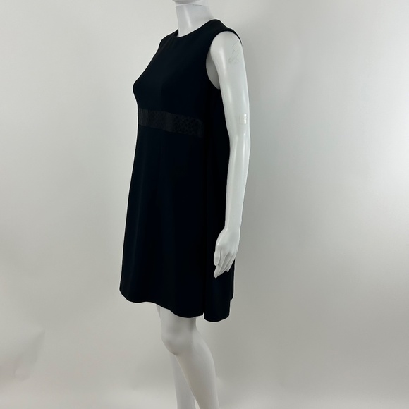 Alexander McQueen Cape Dress - Picture 4 of 8